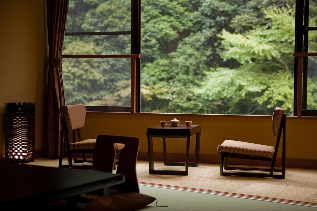 Hananosato Onsen Sansuikan Hotel Takatsuki Exterior foto